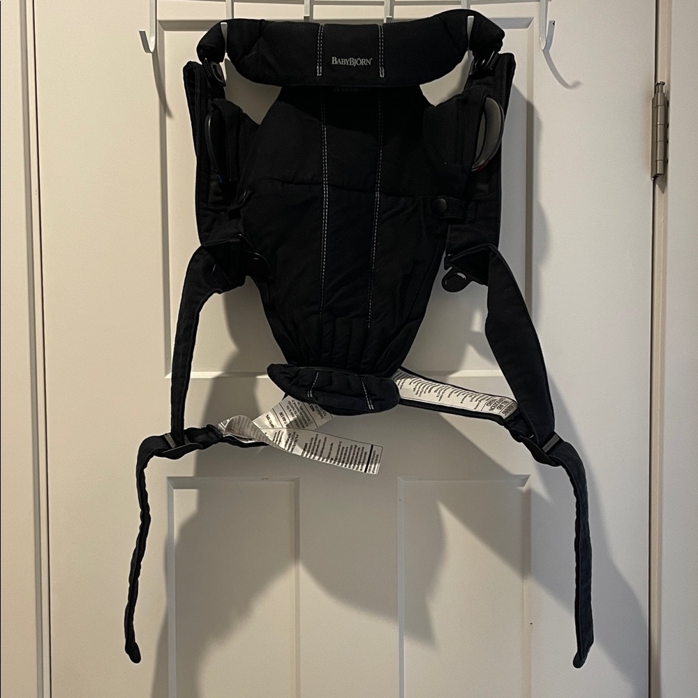 Baby Bjorn in Black